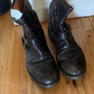 Buy now Florentine and Baker low boots.  Size 38